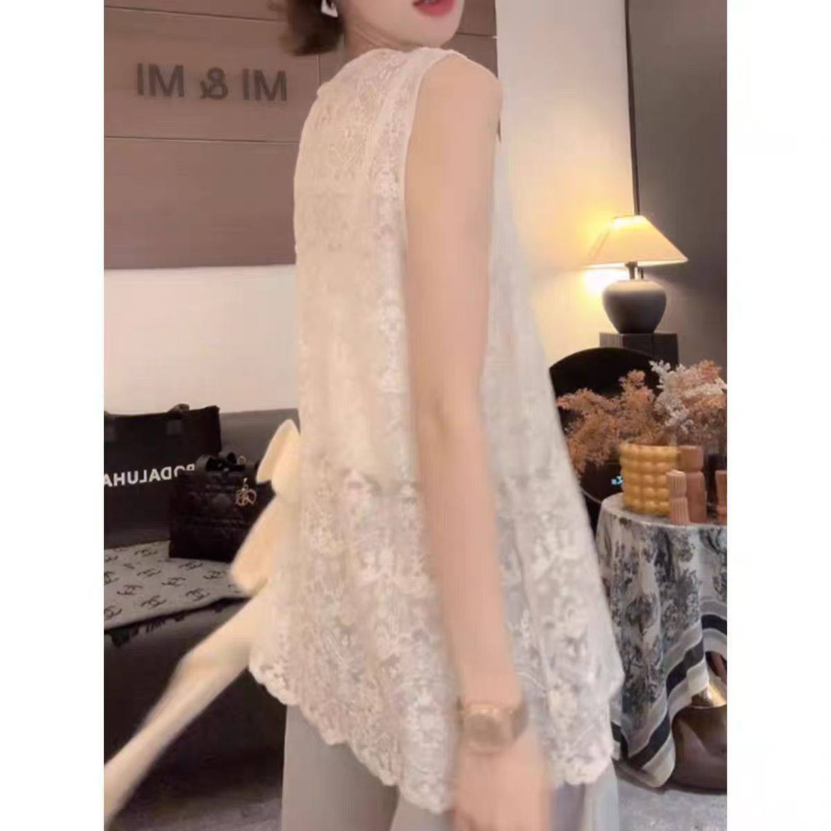 蕾丝背心女外穿无袖上衣宽松显瘦百搭打底衫网红爆款圆领气质优雅,淘宝优惠券,粉丝福利购,淘宝优惠卷