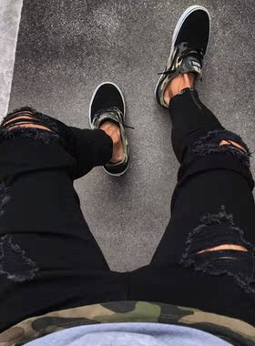 Men's black Hole jeans