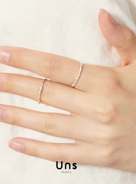 Uns925银冰花锤纹戒指