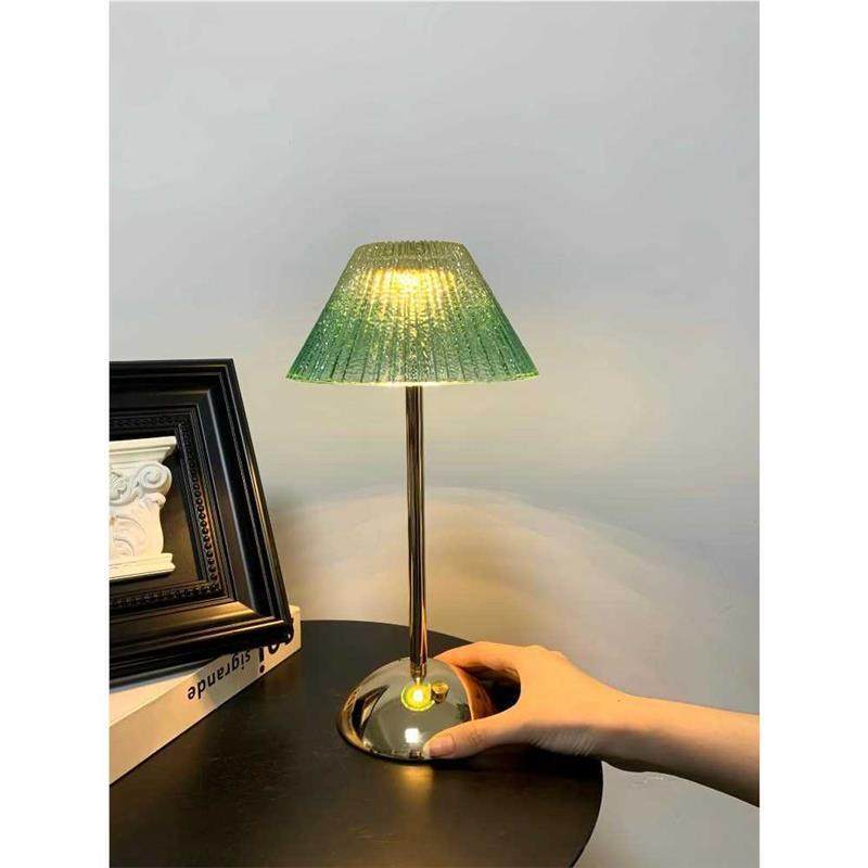 COCO 绿意复古台灯触摸充电小夜灯床头灯卧室调光调色氛围灯,淘宝优惠券,粉丝福利购,淘宝优惠卷