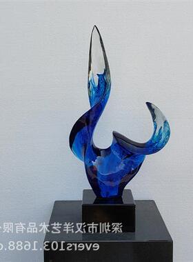新款简约家居摆饰样板房装饰品摆件抽象蓝色透明树脂仿琉璃雕塑