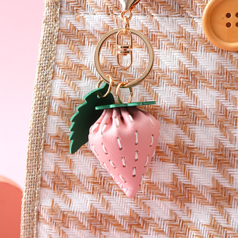 手工皮具diy材料包莓有烦恼PU皮革草莓钥匙扣皮挂件自制包包挂饰,淘宝优惠券,粉丝福利购,淘宝优惠卷