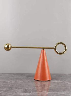 现代简约平衡球环金属摆件电视柜工艺品家居饰品客厅玄关桌面摆饰