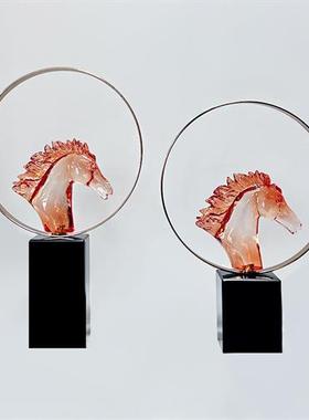 骏马高端透明树脂玄关摆件高级感电视柜样板房客厅软装创意工艺品