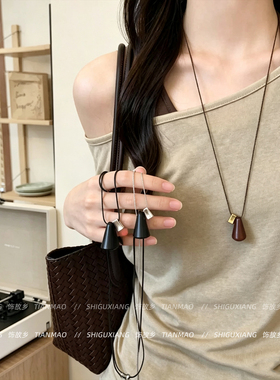 极简木质吊坠长项链女配饰高级感