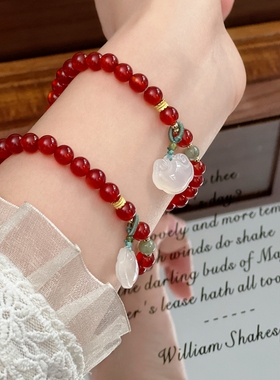 暖言红玛瑙手串女马年本命年手红色手链玉髓平安锁设计款饰品