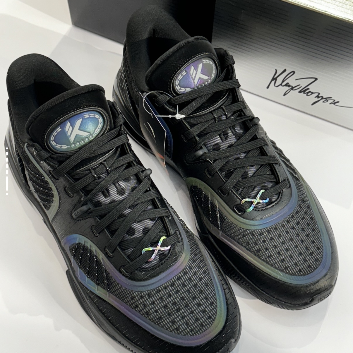 Anta安踏 KT10  减震支撑抗扭 中帮  氮科技 碳板 实战篮球鞋 - 图2