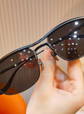 街拍墨镜BULLEDESAVON超轻个性