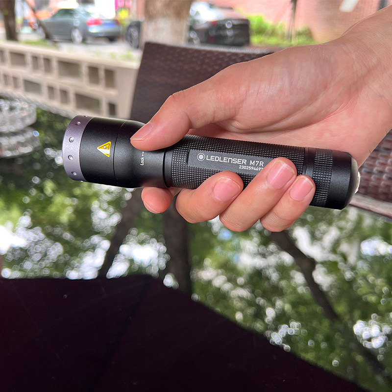LEDLENSER/莱德雷神M7R户外强光战术手电筒家用便携充电LED远射灯