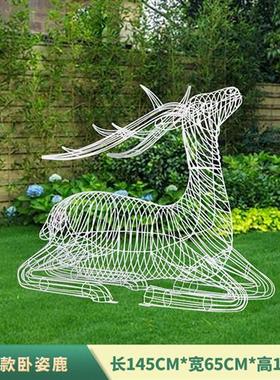 户外不锈钢镂空字母鹿雕塑草坪景观小品装饰大型发光铁艺动物摆件