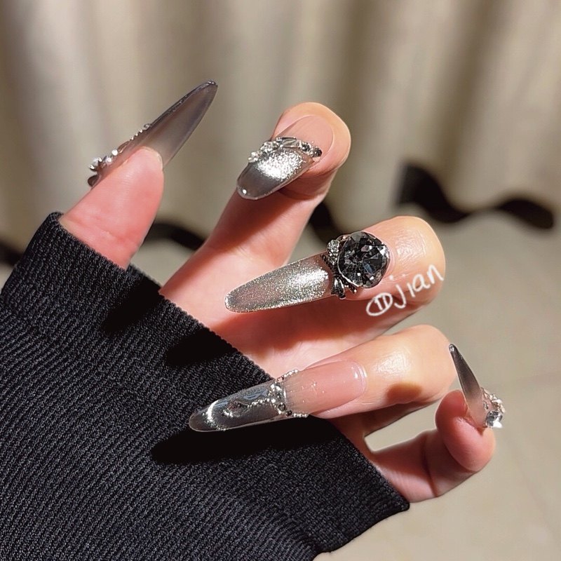 【桃黑巧】新款纯手工简简穿戴甲轻奢重工超长法式猫眼高级美甲片,淘宝优惠券,粉丝福利购,淘宝优惠卷