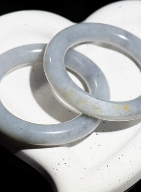 新疆和田玉籽料青花籽料手镯