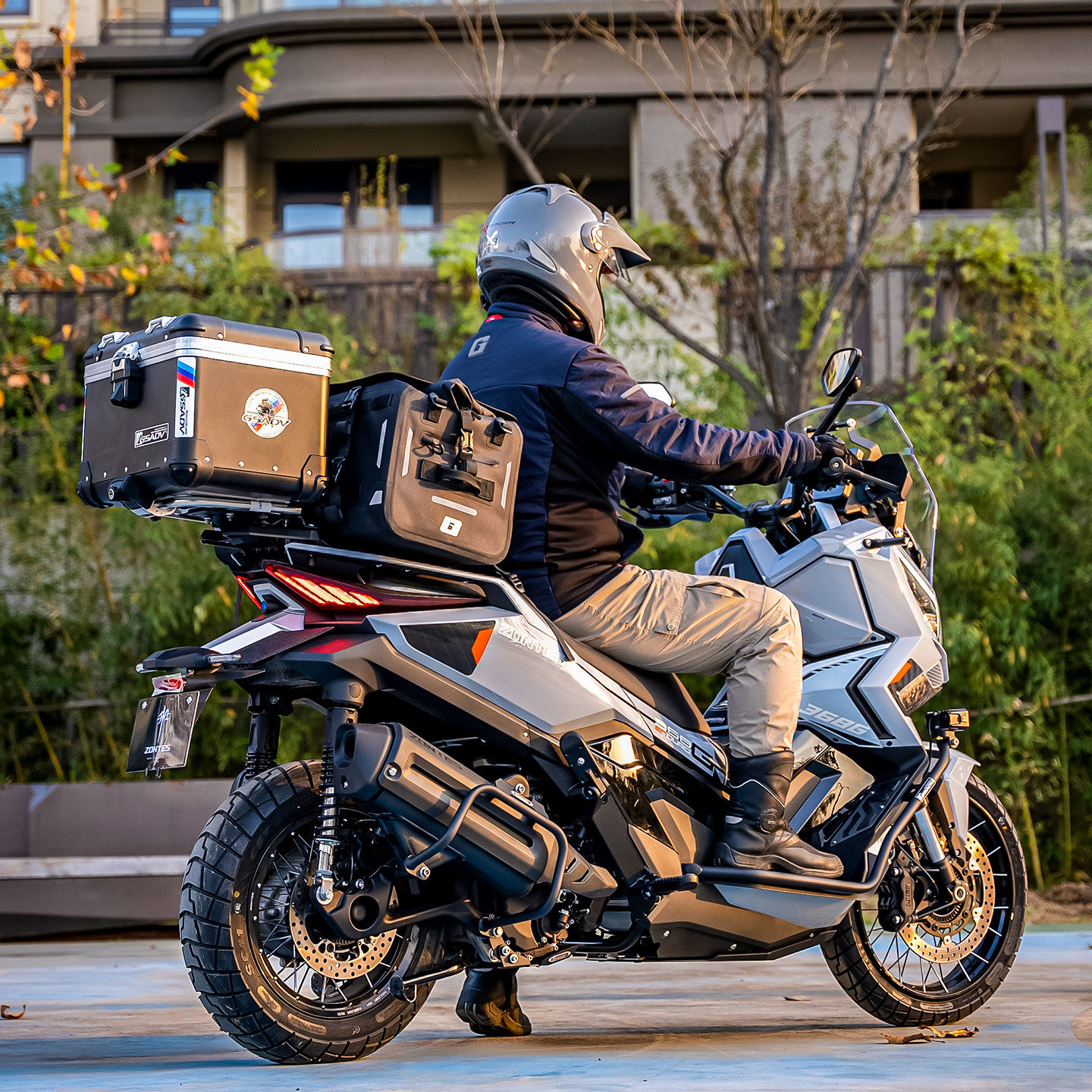 GSADV适配升仕368G铝合金尾箱摩托车尾包改装保护杠不锈钢保险杠 - 图1