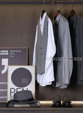 现代简约样板房衣柜衣帽间卧室衣服鞋子摆件衬衫西服展厅软装饰品
