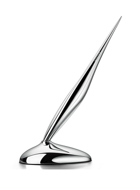 轻奢现代样板间书房书桌桌面办公室装饰摆件桌垫机械键盘组合软装