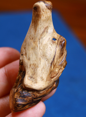 正产区达拉干瘤疤素牌沉香吊坠挂件重约7克保真文玩男女款吊坠