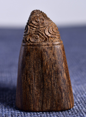 沉水越南惠安老料仿古沉香吊坠挂件顶部雕刻祥云简约大气保真文玩