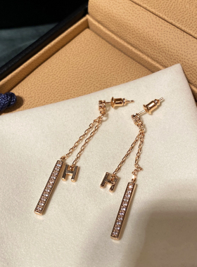 定制款高级感字母项链吊坠流苏耳环耳线女优雅网红耳饰气质锁骨链