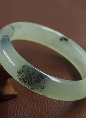 天然绿色岫玉手镯岫玉玉镯飘花水墨岫玉镯子玉镯冰W透女手镯饰品