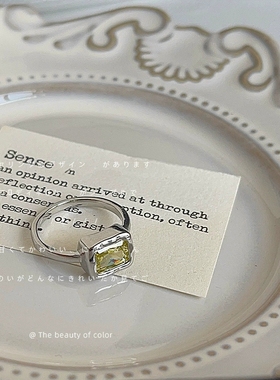 橄榄绿锆石戒指亮眸合金甜酷女