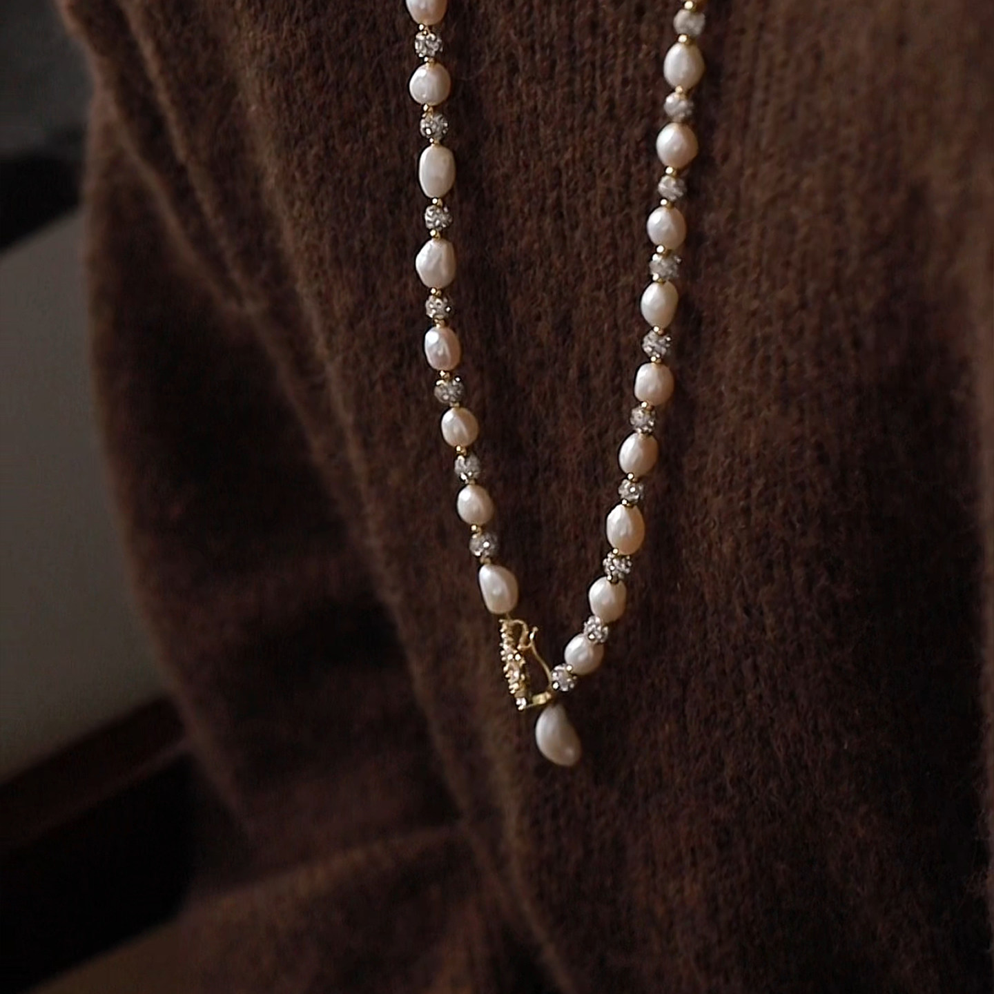 珍氏珠宝天然淡水巴洛克珍珠项链女 80cm 优雅秋冬长款毛衣链颈链,淘宝优惠券,粉丝福利购,淘宝优惠卷