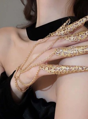 傣族复古镂空护甲指甲套一体手链