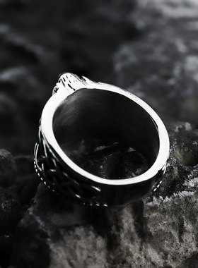 北欧复古不锈钢男士戒指个性维京雷神之锤指环