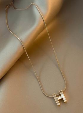 梵可亚宝官网h字母女饰品