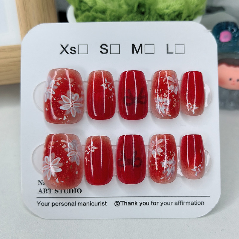 2026年新款红色花朵穿戴甲轻奢高级感小众设计甲片可拆卸美甲贴片,淘宝优惠券,粉丝福利购,淘宝优惠卷