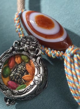 手编绳药师红天眼天珠老师傅纯手工打磨尺寸30×15毫米搭配嘎乌盒