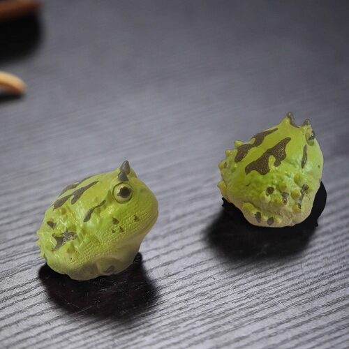 紫砂青蛙角蛙茶宠 原矿个性招财仿真蟾蜍 迷你箭蛙绿色蛤蟆摆件 - 图2