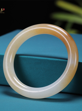 精品新疆和田玉且末糖玉手镯玉镯