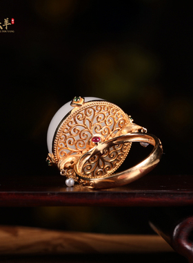 新疆和田玉18k金镶玉蛋面玉戒指