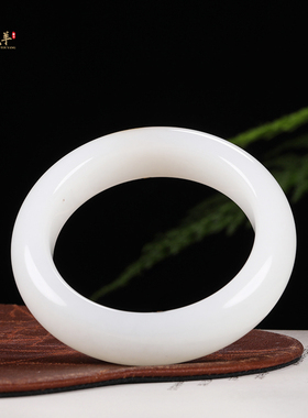 新疆和田玉正圈手镯老料羊脂白玉