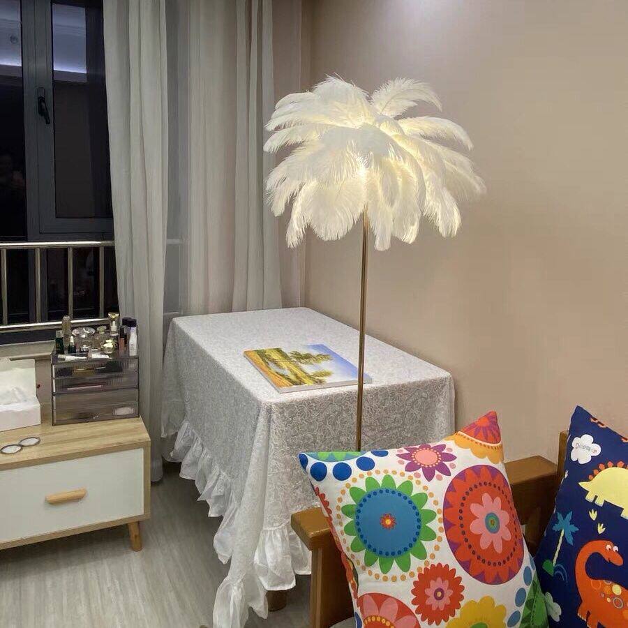 驼鸟羽毛落地灯北欧ins客厅沙发卧室网红茶几落地灯带置物架立式,淘宝优惠券,粉丝福利购,淘宝优惠卷