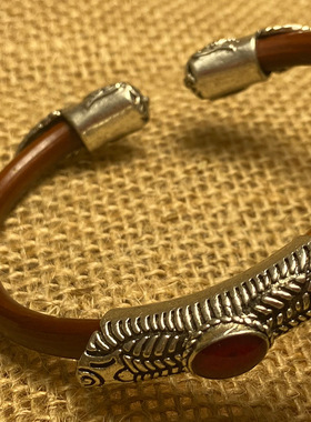 西藏天然鸡血藤手镯山南药藤藏银