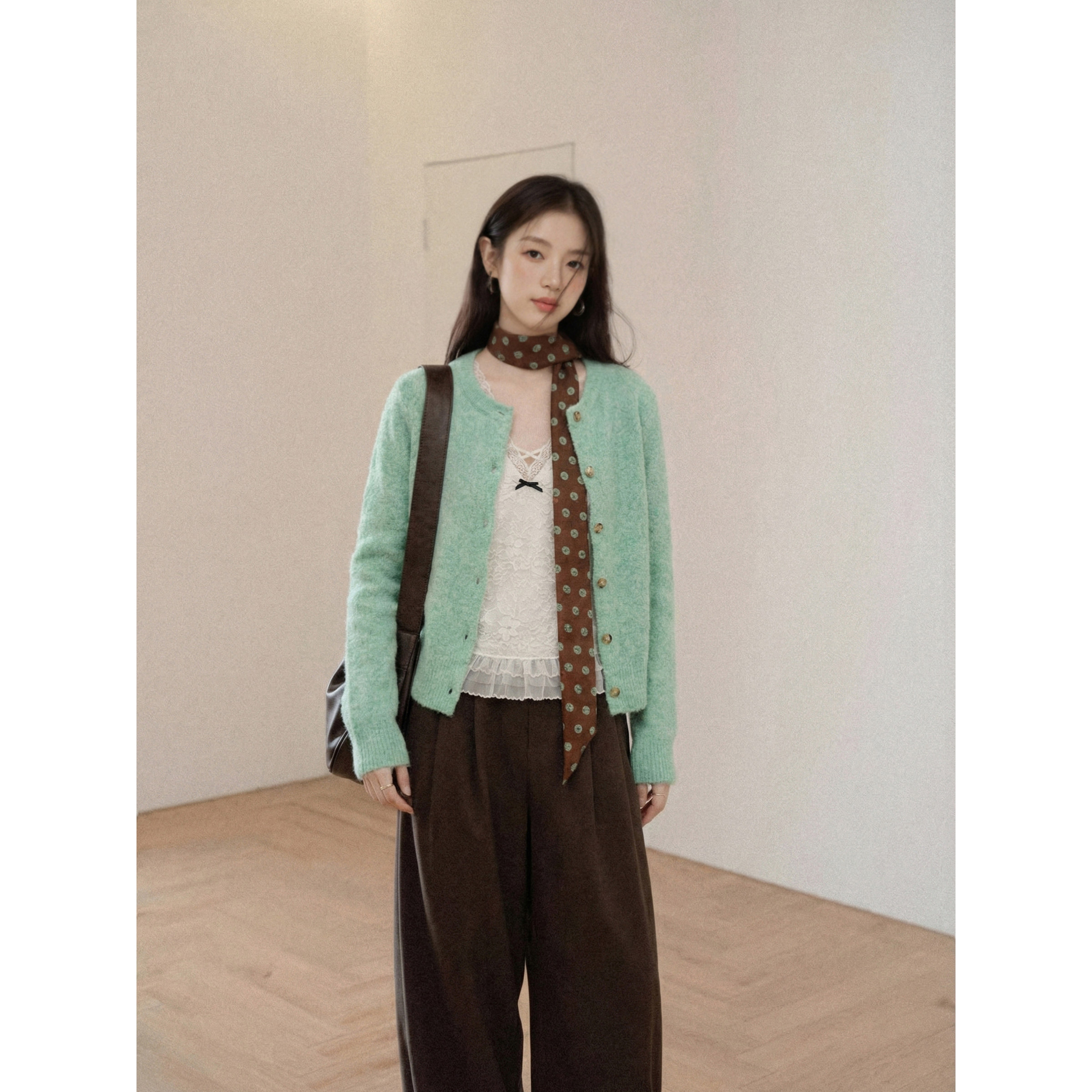 欧阳喜甄选“绿野仙踪”薄荷绿色针织开衫毛衣外套女新款软糯上衣,淘宝优惠券,粉丝福利购,淘宝优惠卷