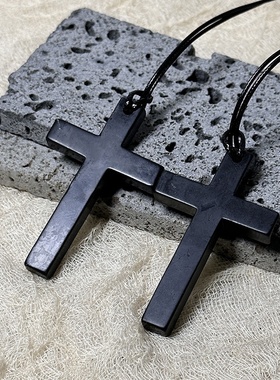 2025新款俄罗斯进口石墨黑十字架复古欧美潮流饰品百搭批发