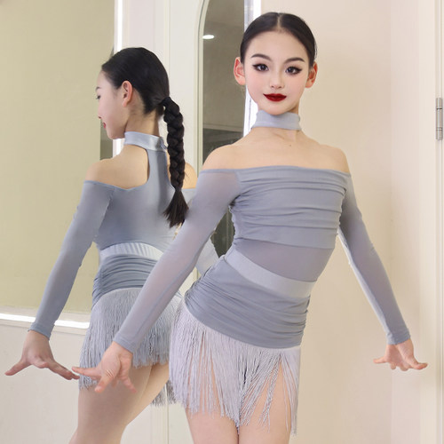 2026新款拉丁舞服女童春夏套装高级感流苏长袖分体练功服包臀专业 - 图2