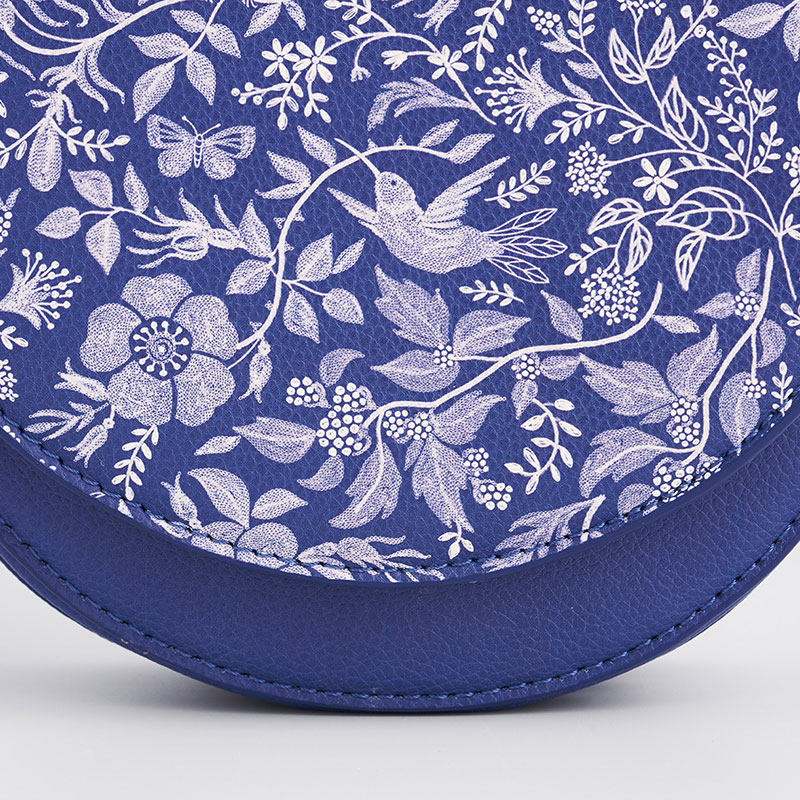 Fable蓝底白花小鸟马鞍包通勤高级感女斜挎单肩包小众设计礼物,淘宝优惠券,粉丝福利购,淘宝优惠卷