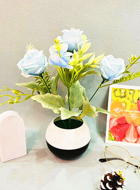 2025仿真玫瑰花艺家居三件套手感细腻装饰摆件奢华仿真盆栽