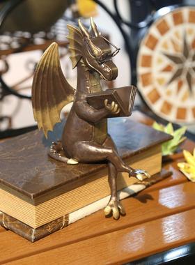 欧式仿古雕像装饰龙年礼品树脂龙看书摆件书房客厅桌面轻奢工艺品