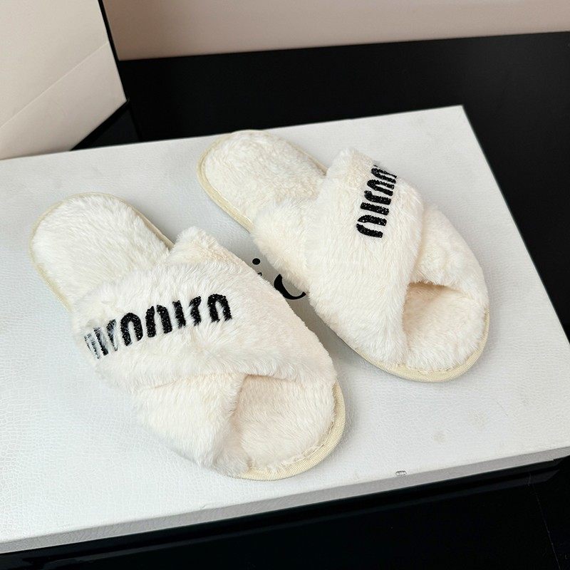 miu风闪钻居家毛毛拖鞋女平底外穿2025新款秋冬季毛茸茸交叉棉拖,淘宝优惠券,粉丝福利购,淘宝优惠卷