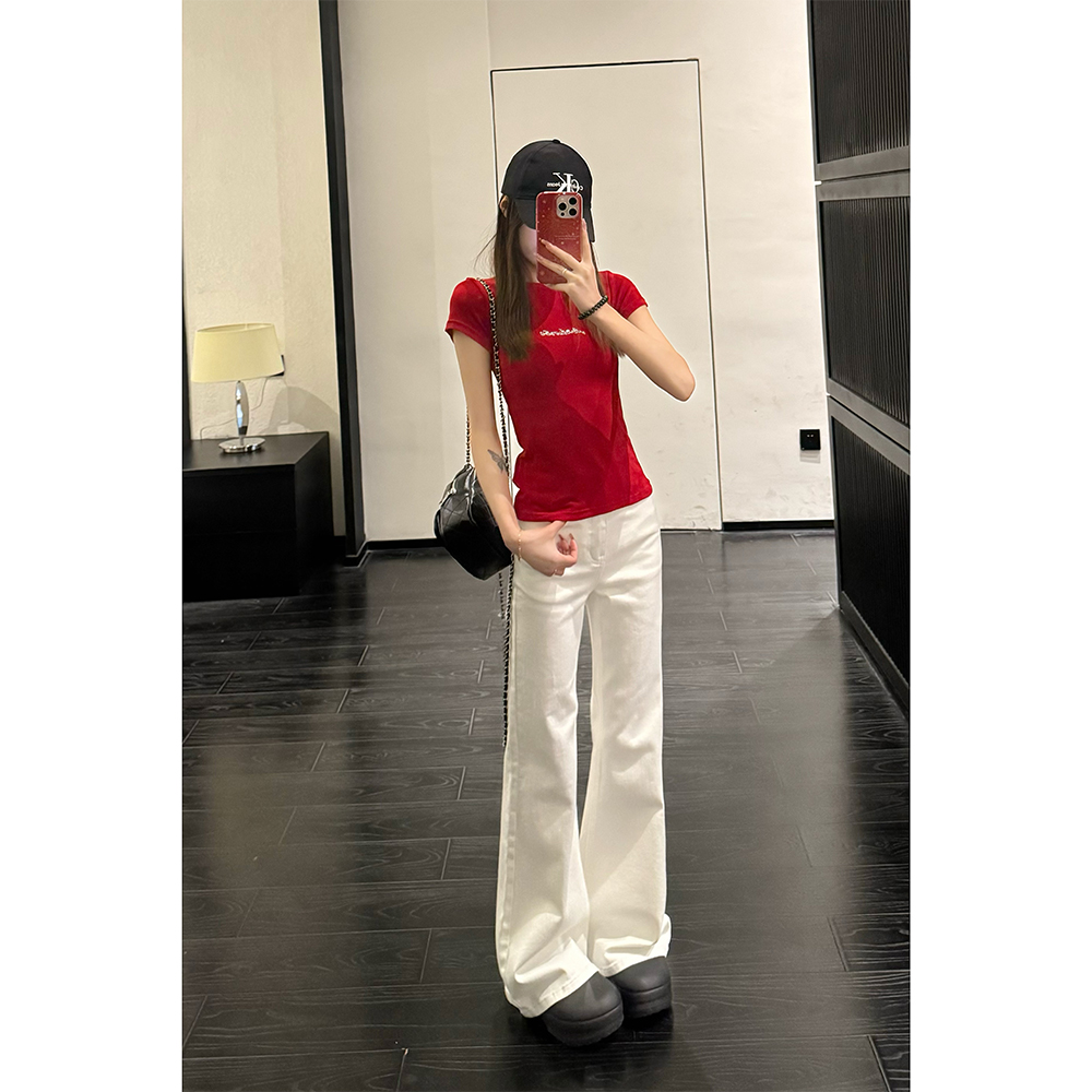 王家有鱼2025春夏新款不贴腿微喇裤修身显瘦白色牛仔裤小个子女裤