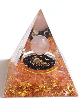 2025新品跨境创意水晶金字塔树脂装饰品办公家居桌面艺术品