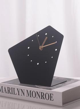 轻奢几何座钟客厅艺术极简钟表金属摆件客厅书桌现代简约时钟台钟
