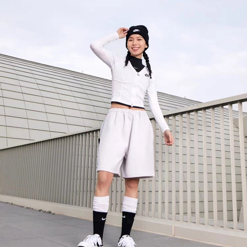 nike耐克女舒适短款休闲拉链紧身长袖T恤鱼骨上衣外套FD2377-100 - 图1