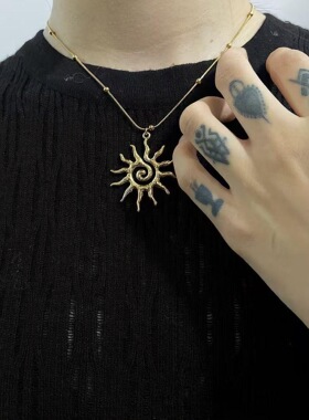 欧美简约链条轻奢高级金色螺旋太阳吊坠项链个性冷淡设计锁骨