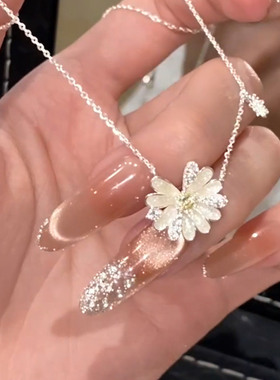 清冷感韩系简约繁花小雏菊项链女