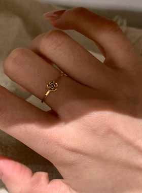 金属小巧玫瑰花细圈戒指小众设计